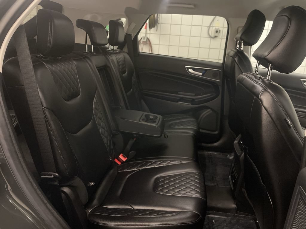 Used 2023 Ford Edge Titanium AWD/4WD image 20