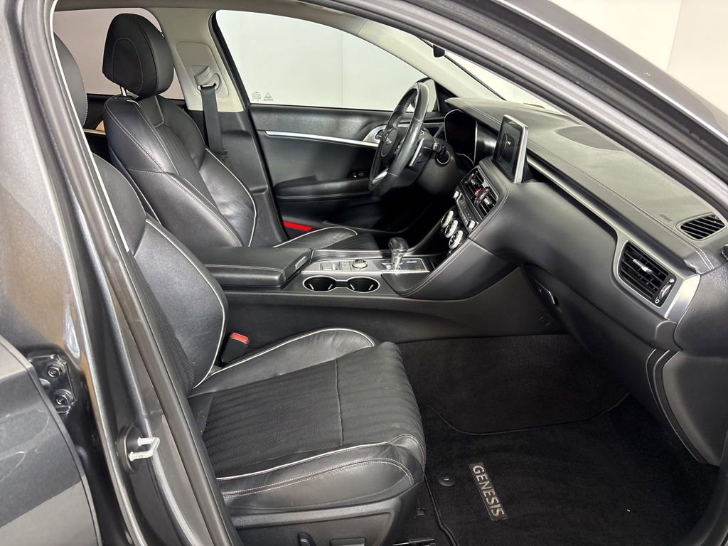 Used 2019 Genesis G70 2.0T Advanced w/ Elite Package image 14