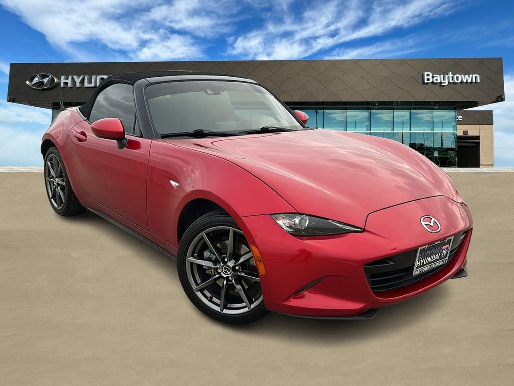 Used 2016 MAZDA MX-5 Miata Grand Touring image 1
