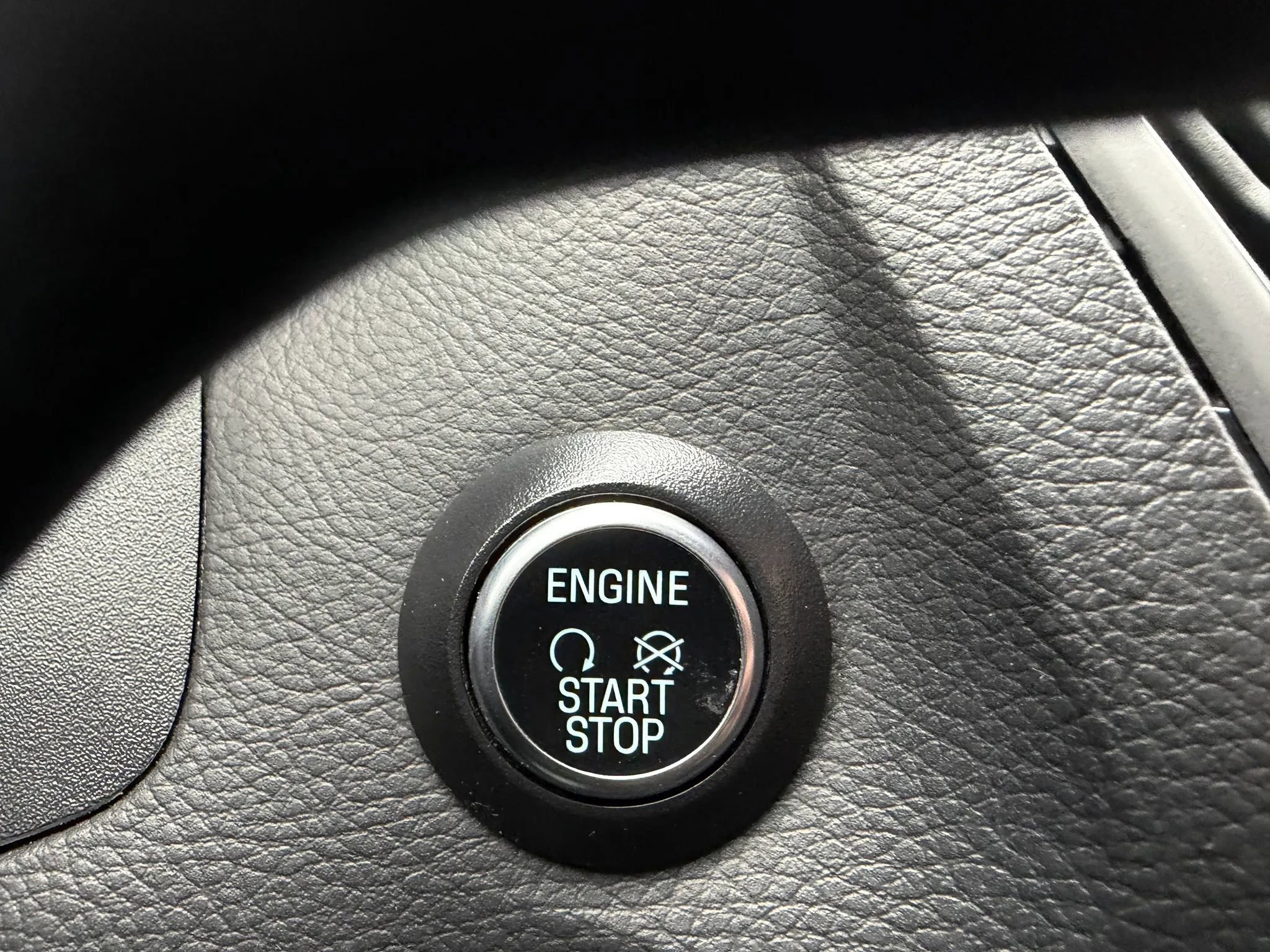 Used 2017 Ford Focus ST FWD image 32