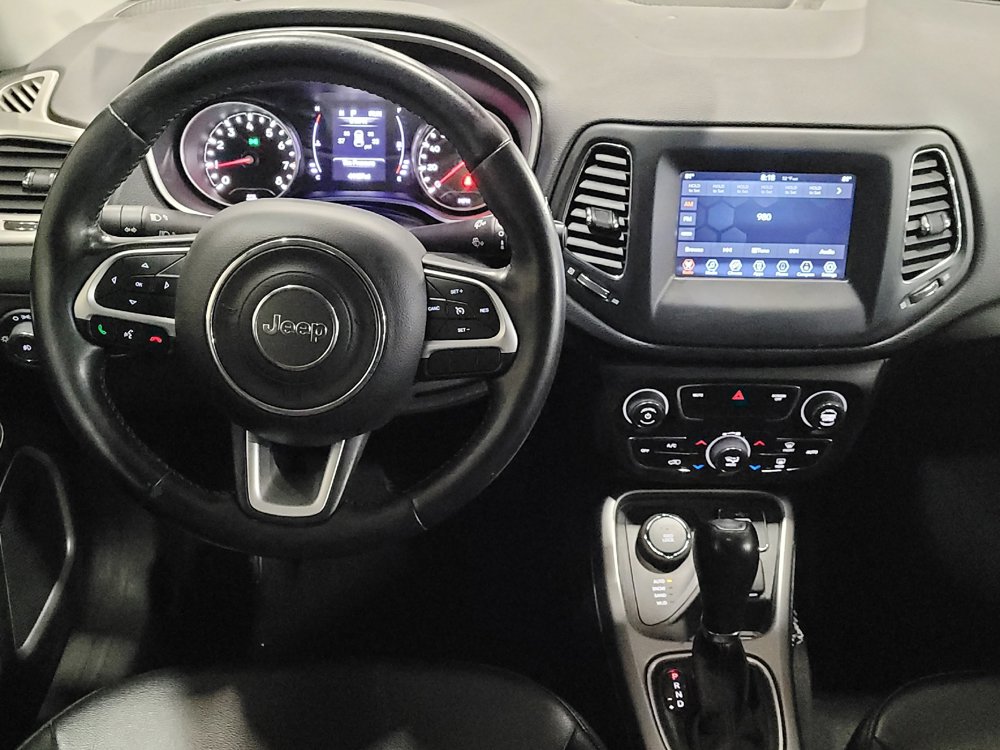 Used 2020 Jeep Compass Latitude image 22