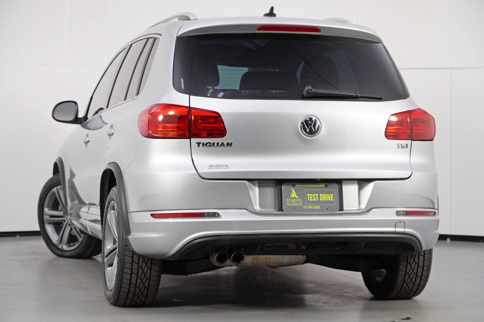 Used 2017 Volkswagen Tiguan Sport image 5