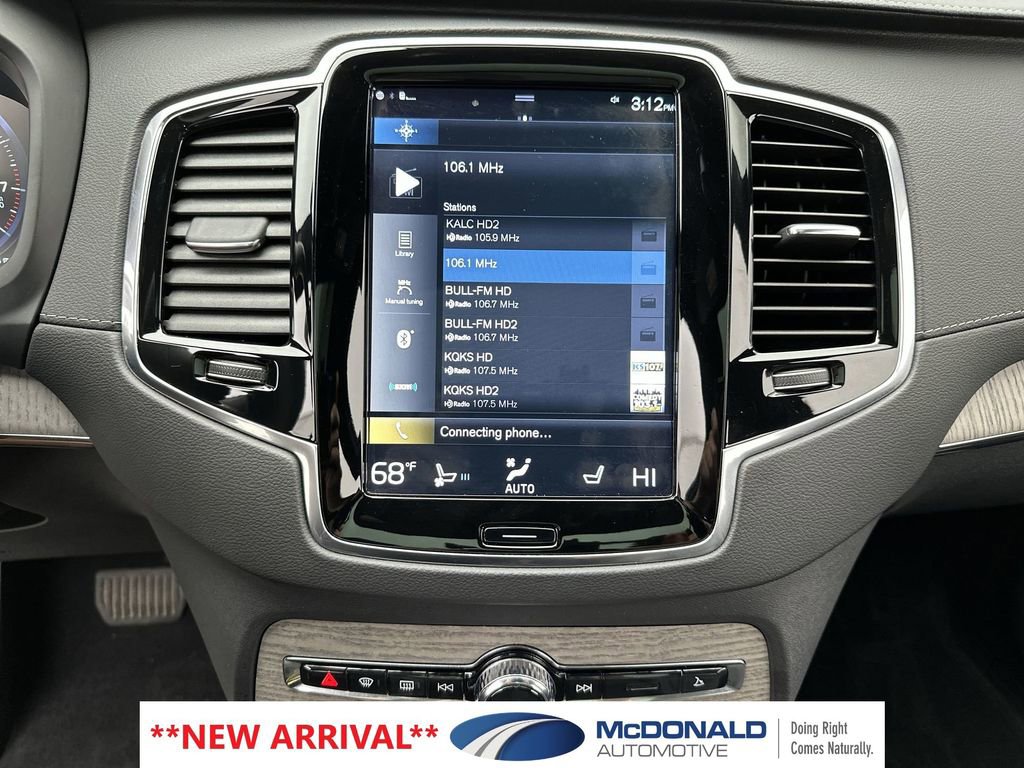 Used 2021 Volvo XC90 T6 Inscription w/ Lounge Package AWD/4WD image 16