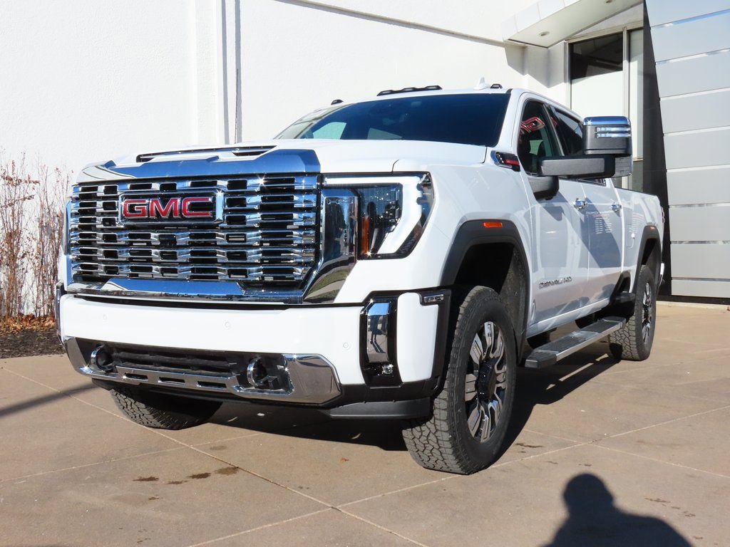 New 2026 GMC Sierra 2500 Denali w/ Denali Reserve Package image 3