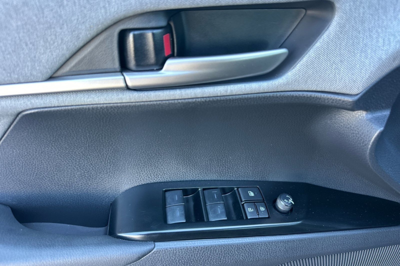 Certified 2026 Toyota Camry LE FWD image 10
