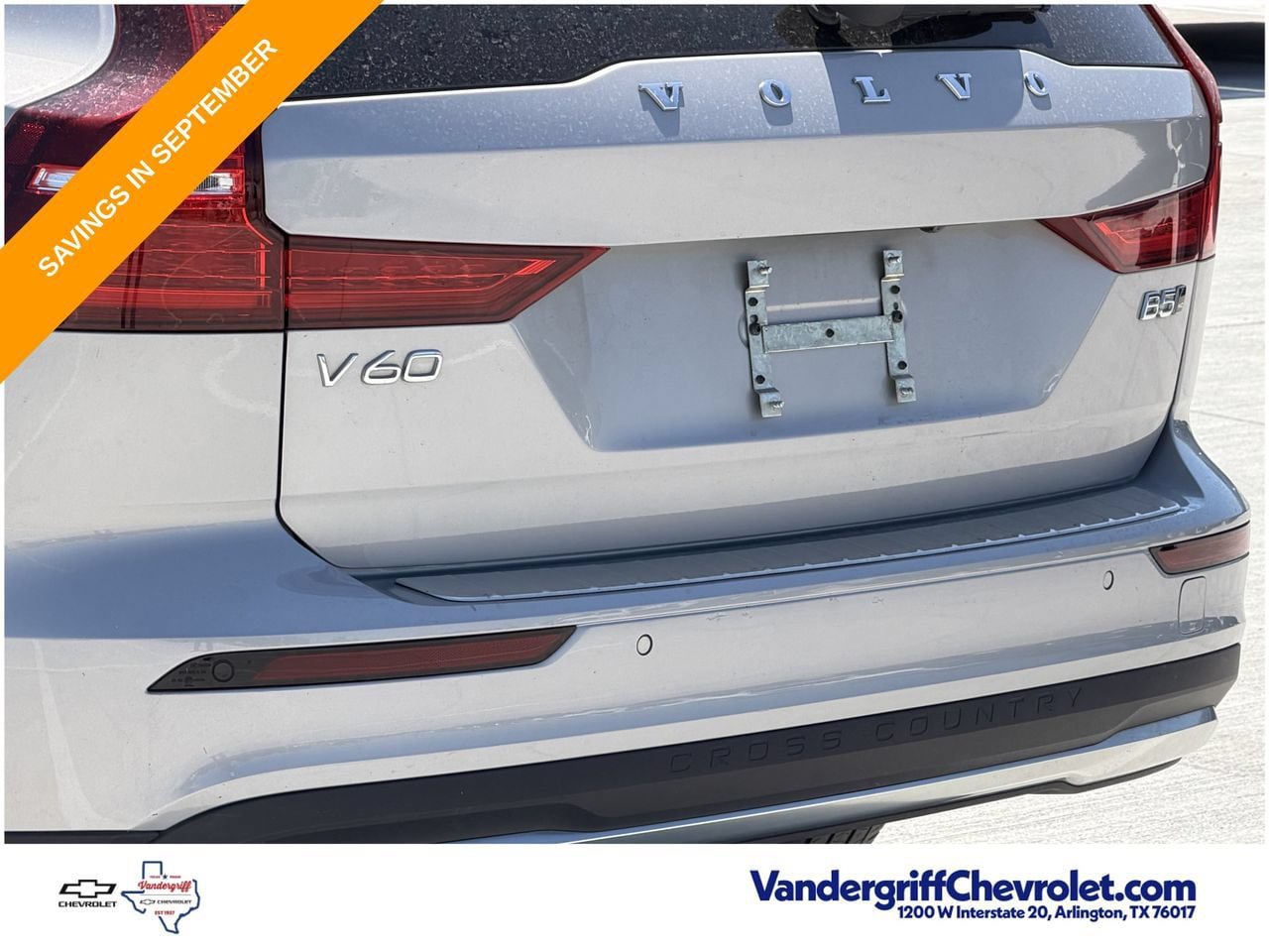 Used 2025 Volvo V60 B5 Cross Country Plus AWD/4WD image 6