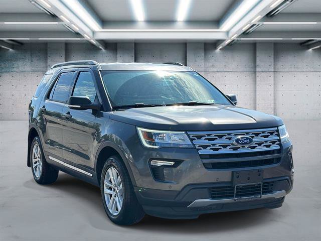 Used 2019 Ford Explorer XLT w/ Equipment Group 202A AWD/4WD image 2