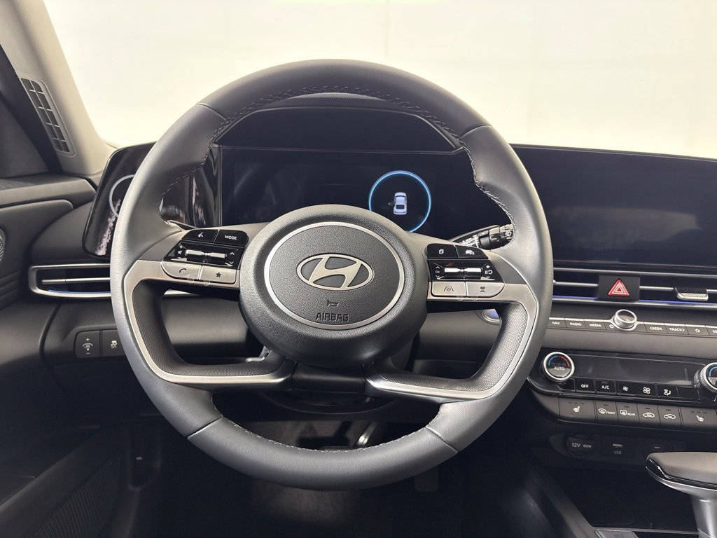 New 2026 Hyundai Elantra Limited FWD image 21
