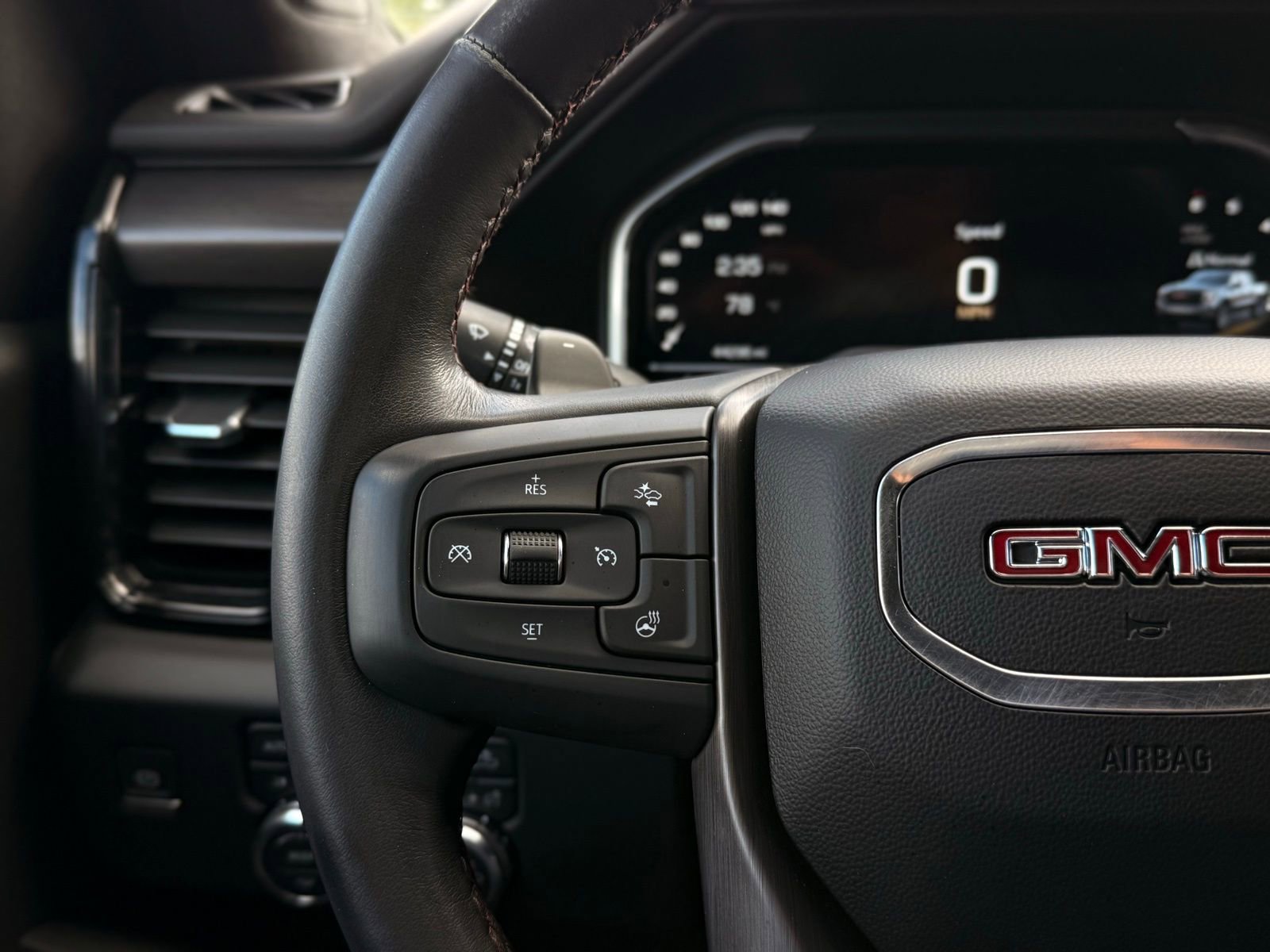 Used 2023 GMC Sierra 1500 AT4X image 45