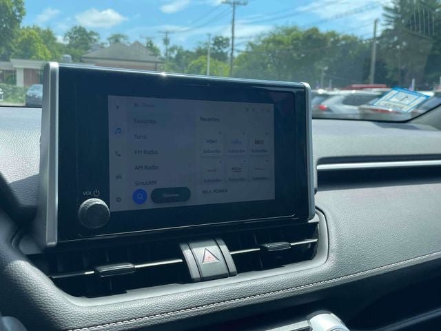 Certified 2025 Toyota RAV4 XLE AWD/4WD image 30