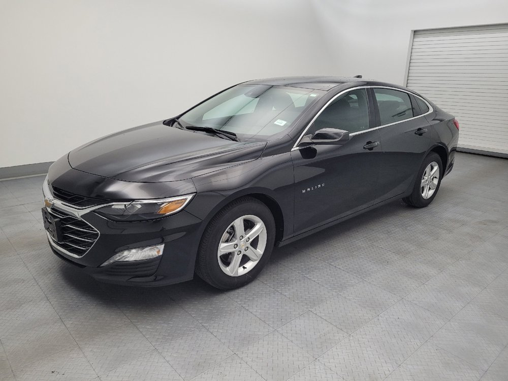 Used 2024 Chevrolet Malibu LT FWD image 2