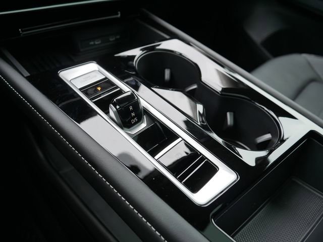 Certified 2025 Volkswagen Atlas SEL image 29