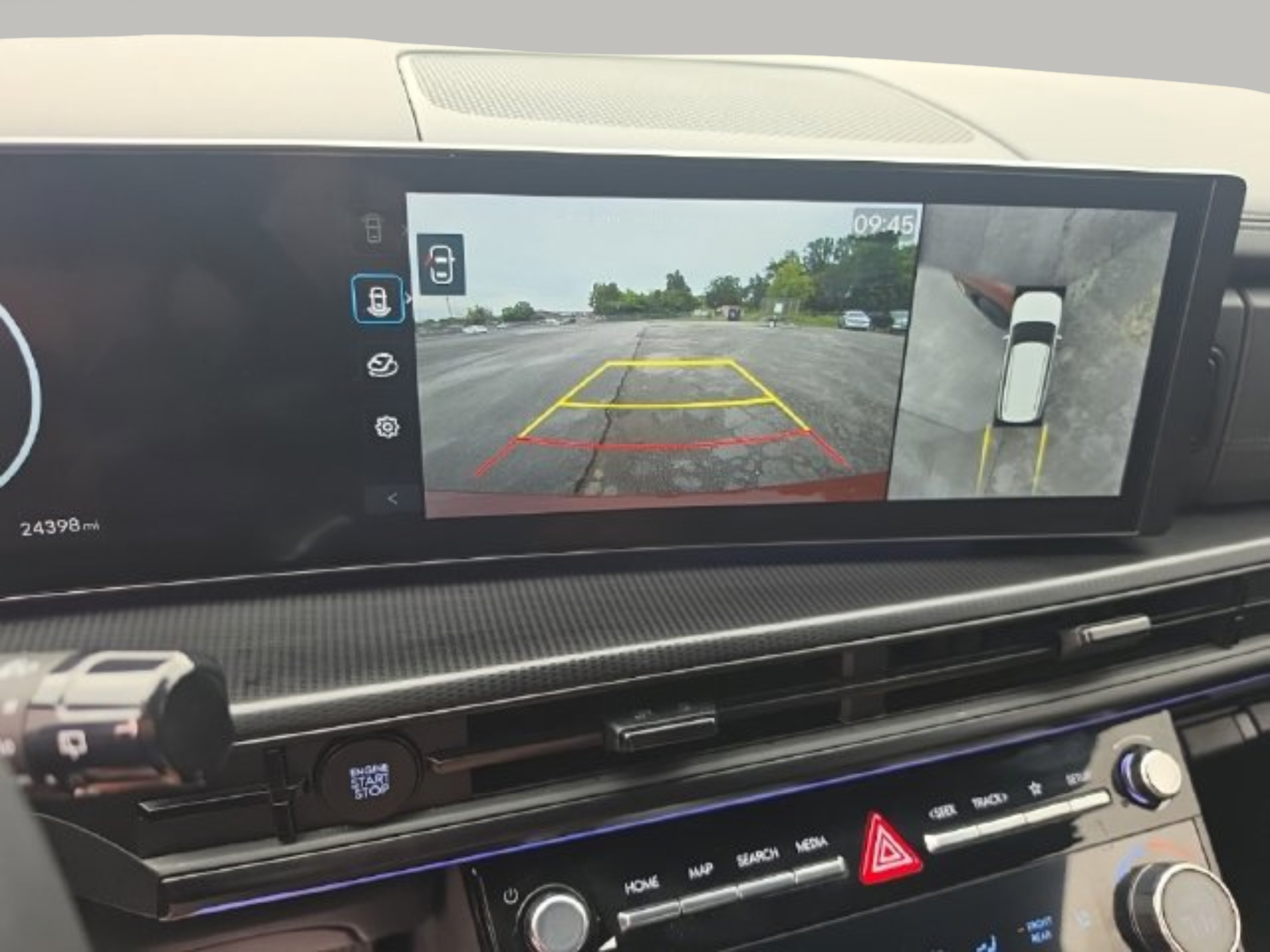 Used 2025 Hyundai Santa Fe Calligraphy FWD image 19