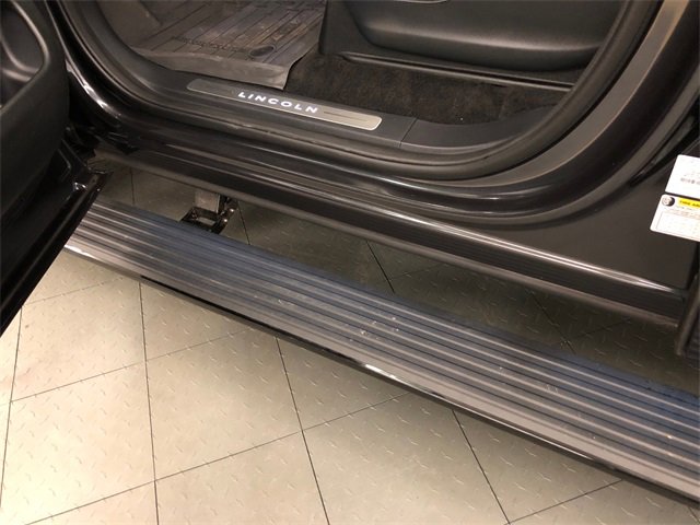 Used 2024 Lincoln Navigator L Reserve image 16