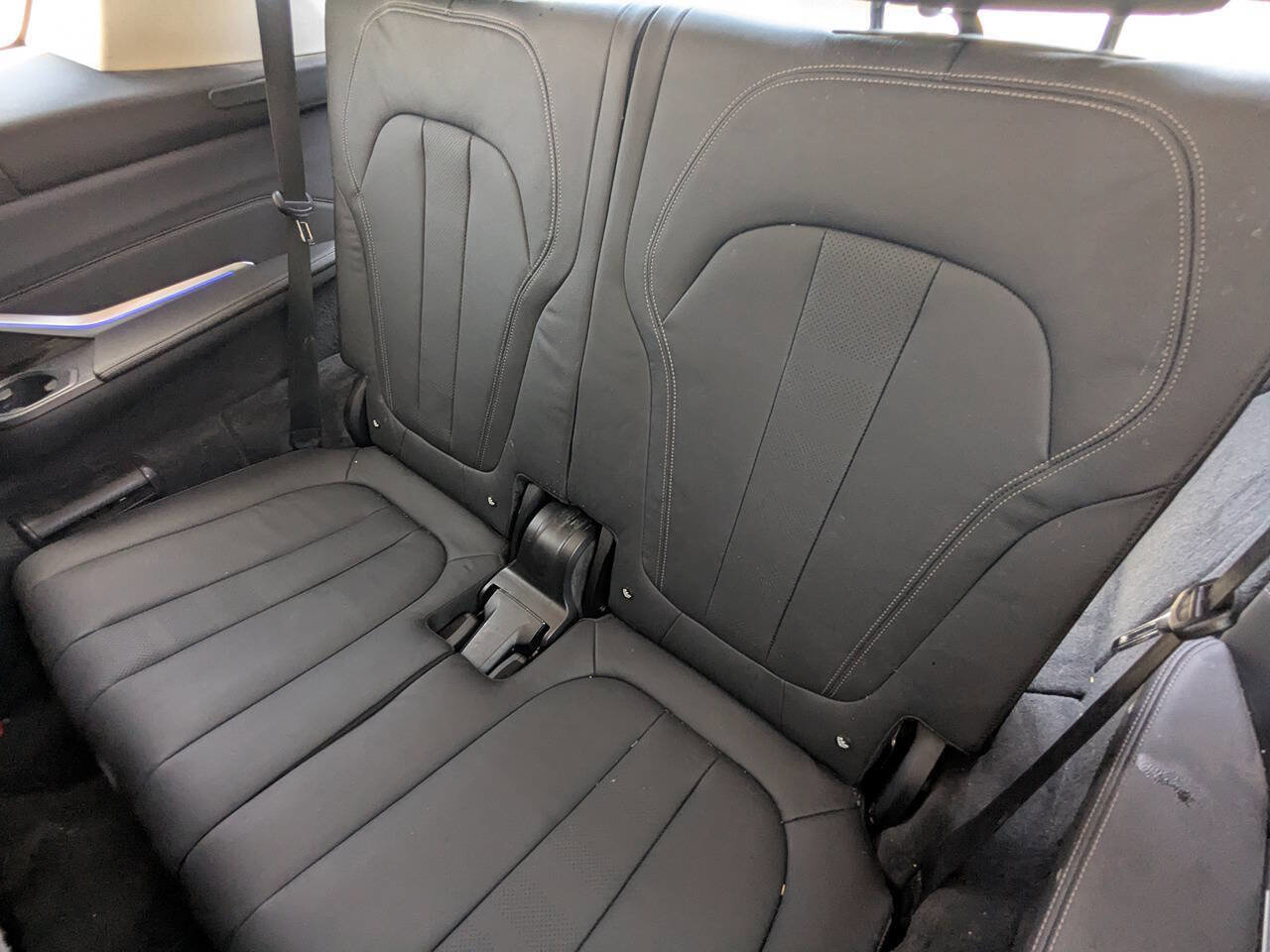 Used 2019 BMW X7 xDrive40i w/ Parking Assistance Package image 19