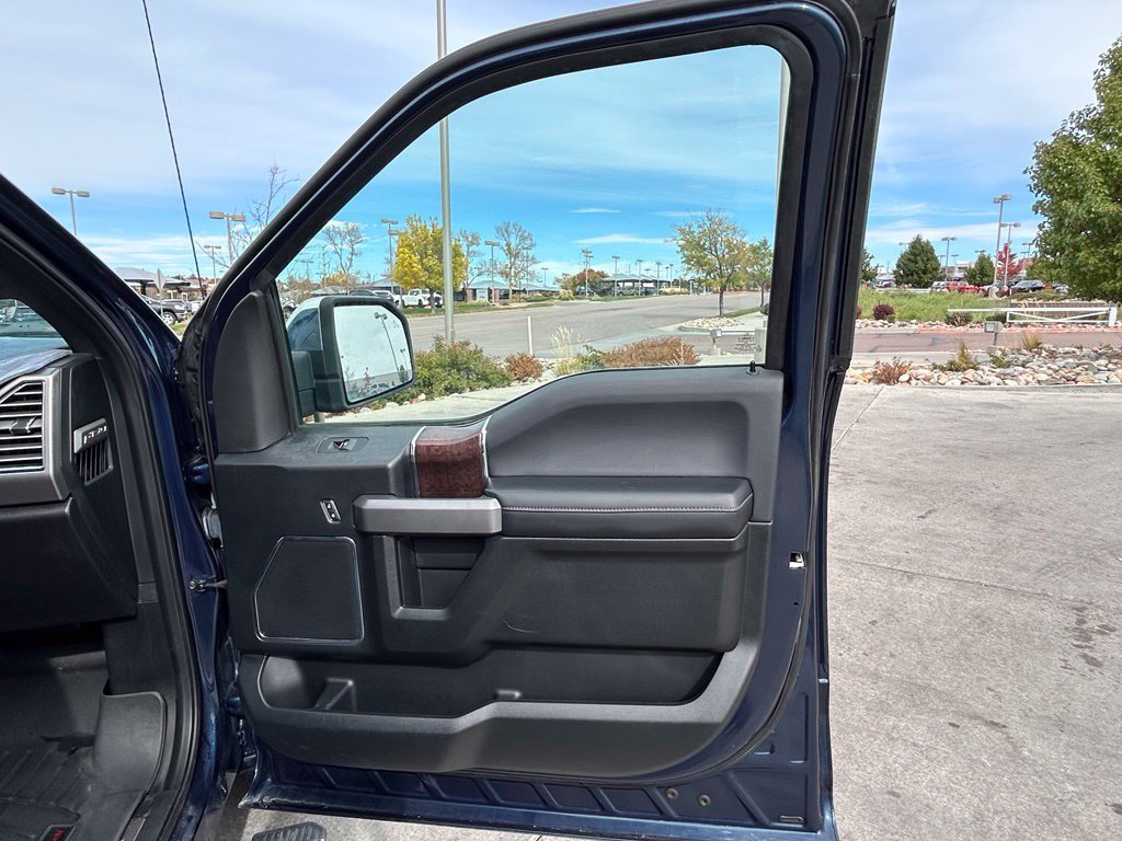 Used 2016 Ford F150 Platinum w/ Trailer Tow Package AWD/4WD image 33