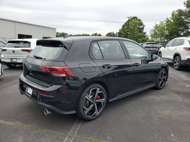 New 2026 Volkswagen GTI SE FWD image 4