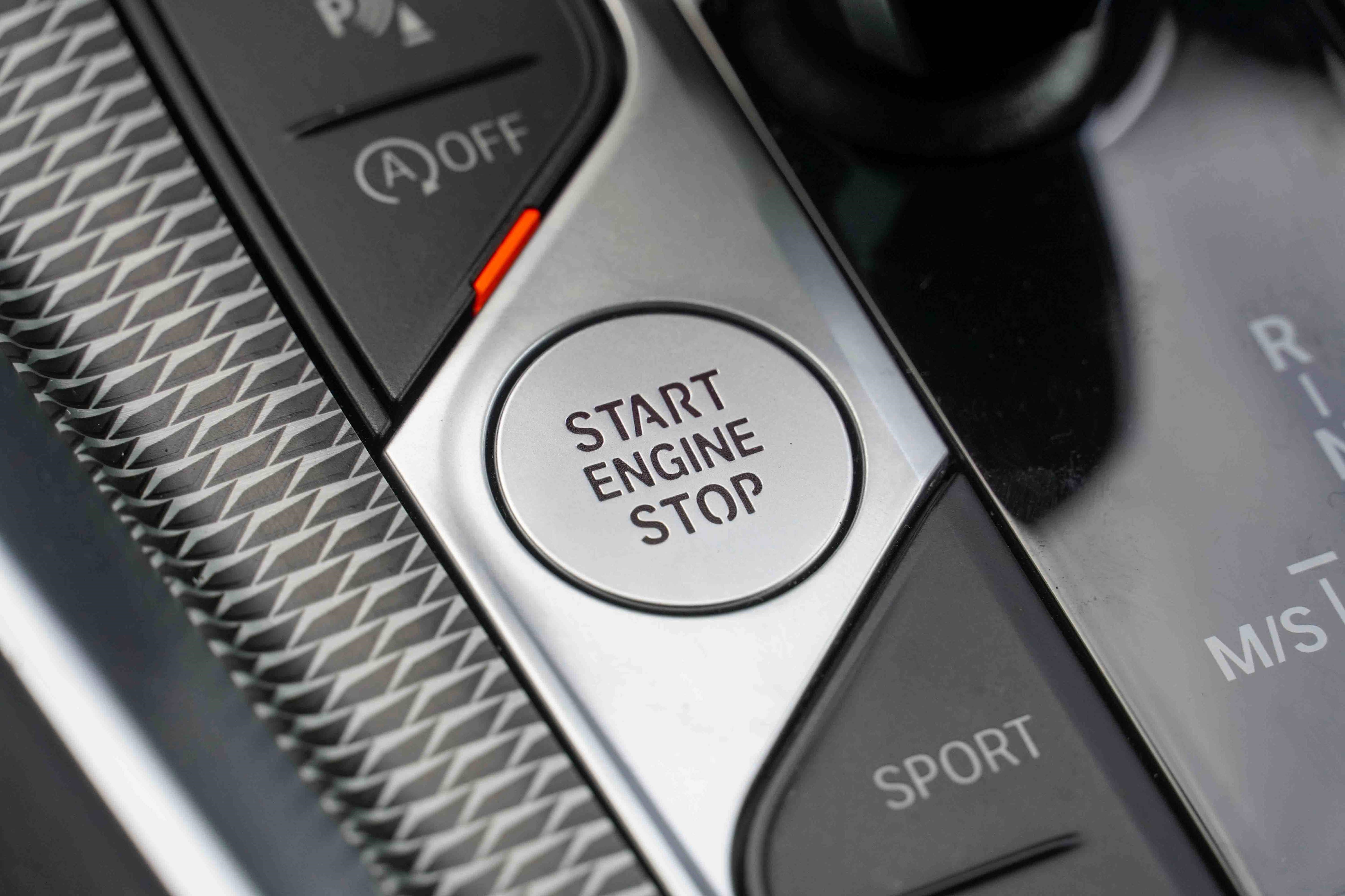 Certified 2025 BMW Z4 M40i w/ Premium Package image 19