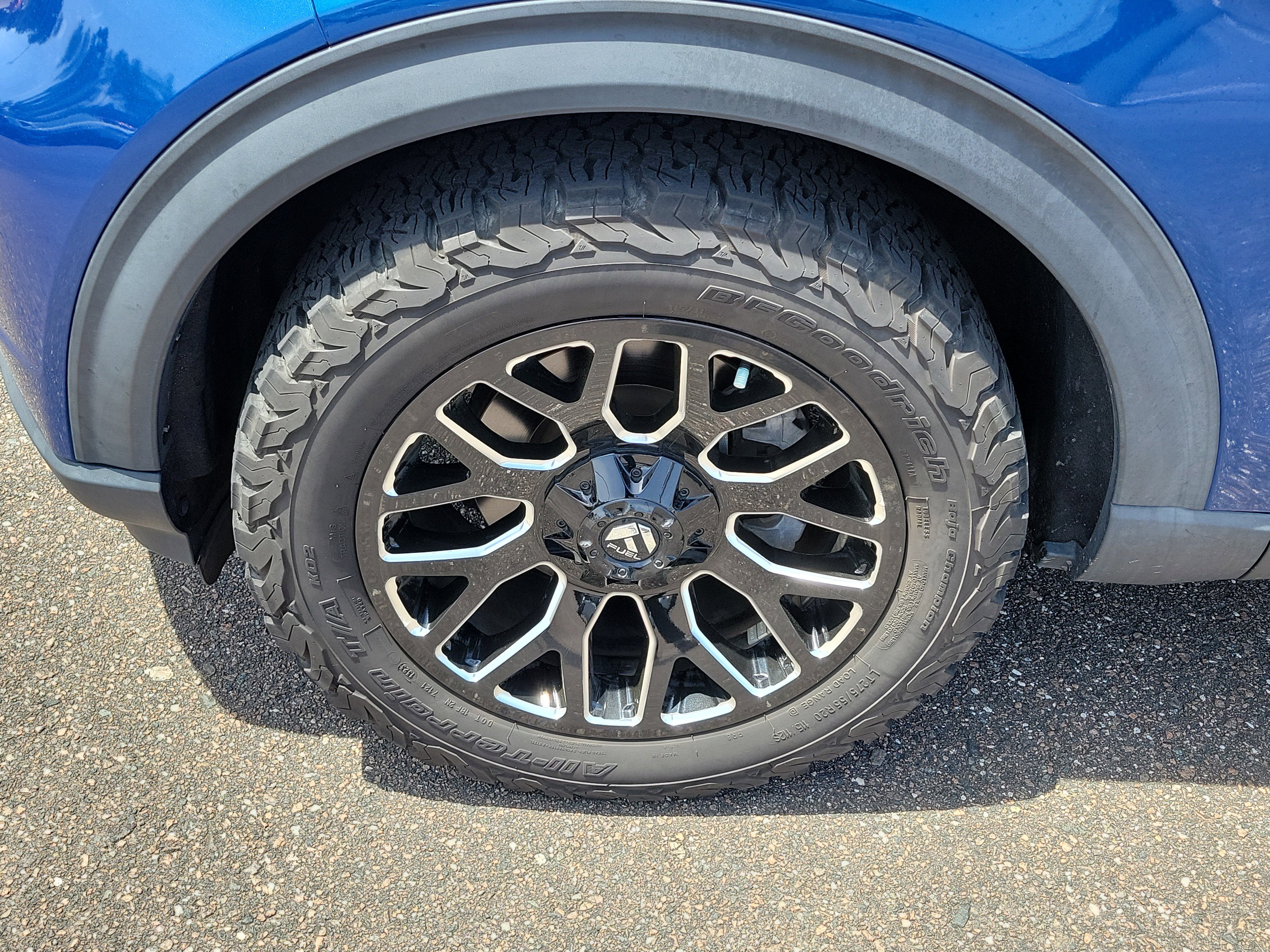 Used 2022 Ford Explorer XLT w/ Equipment Group 202A image 35