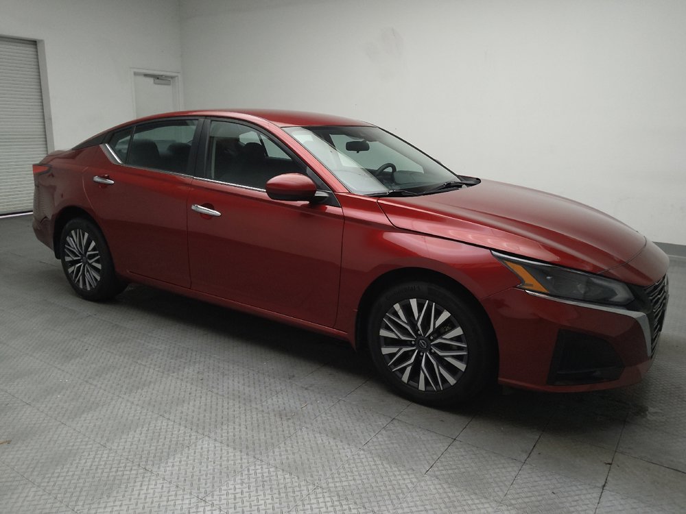 Used 2023 Nissan Altima 2.5 SV AWD/4WD image 11