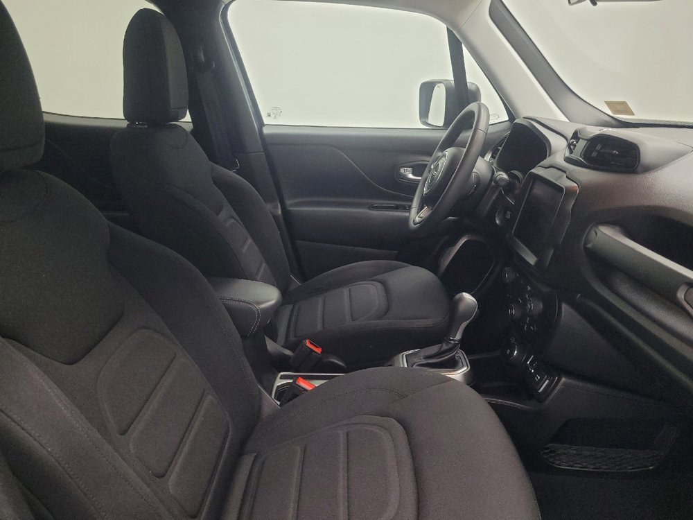 Used 2022 Jeep Renegade Latitude image 21