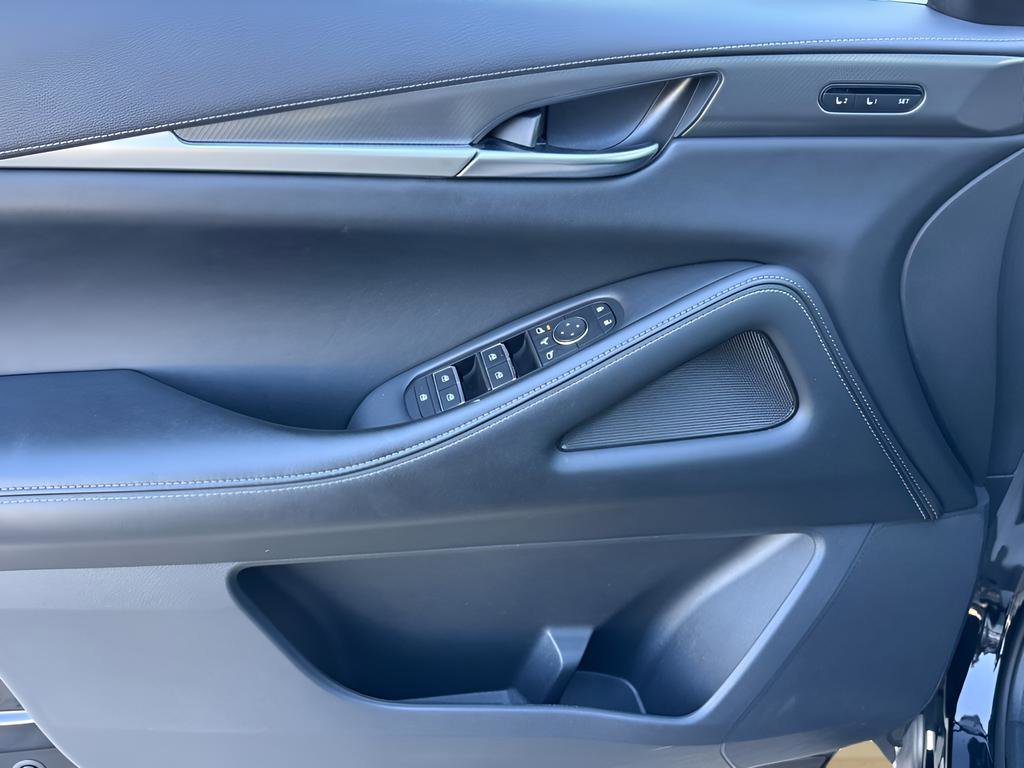 Used 2023 INFINITI QX60 Luxe FWD image 30