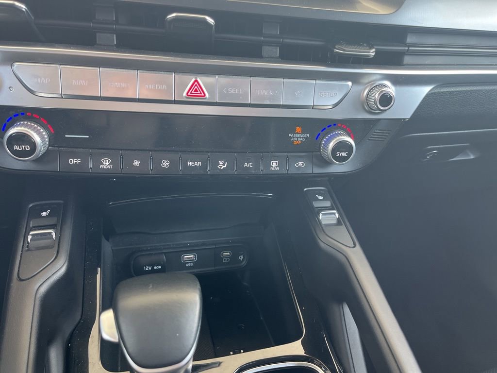 Used 2025 Kia Telluride S image 19