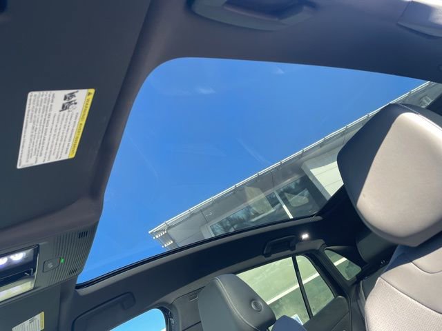 Used 2023 Volkswagen ID.4 Pro S Plus image 13