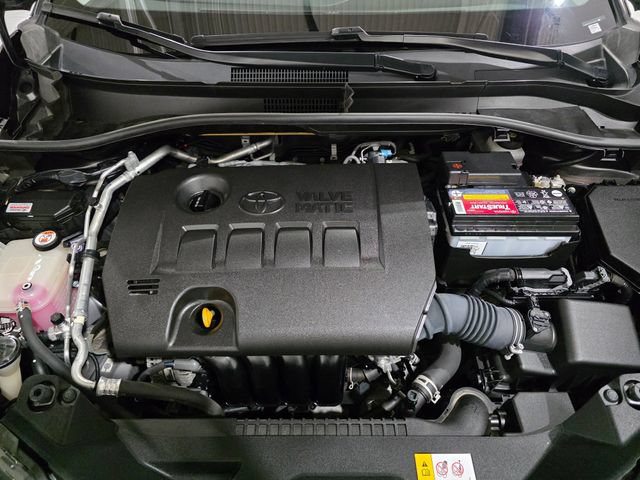 Used 2021 Toyota C-HR LE FWD image 26