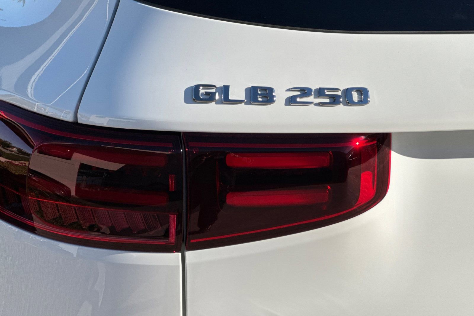 New 2026 Mercedes-Benz GLB 250 image 14