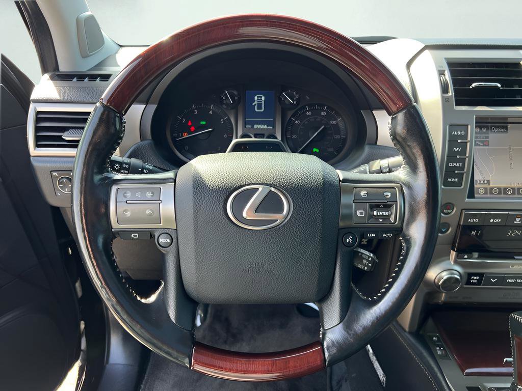 Used 2017 Lexus GX 460 Luxury image 41