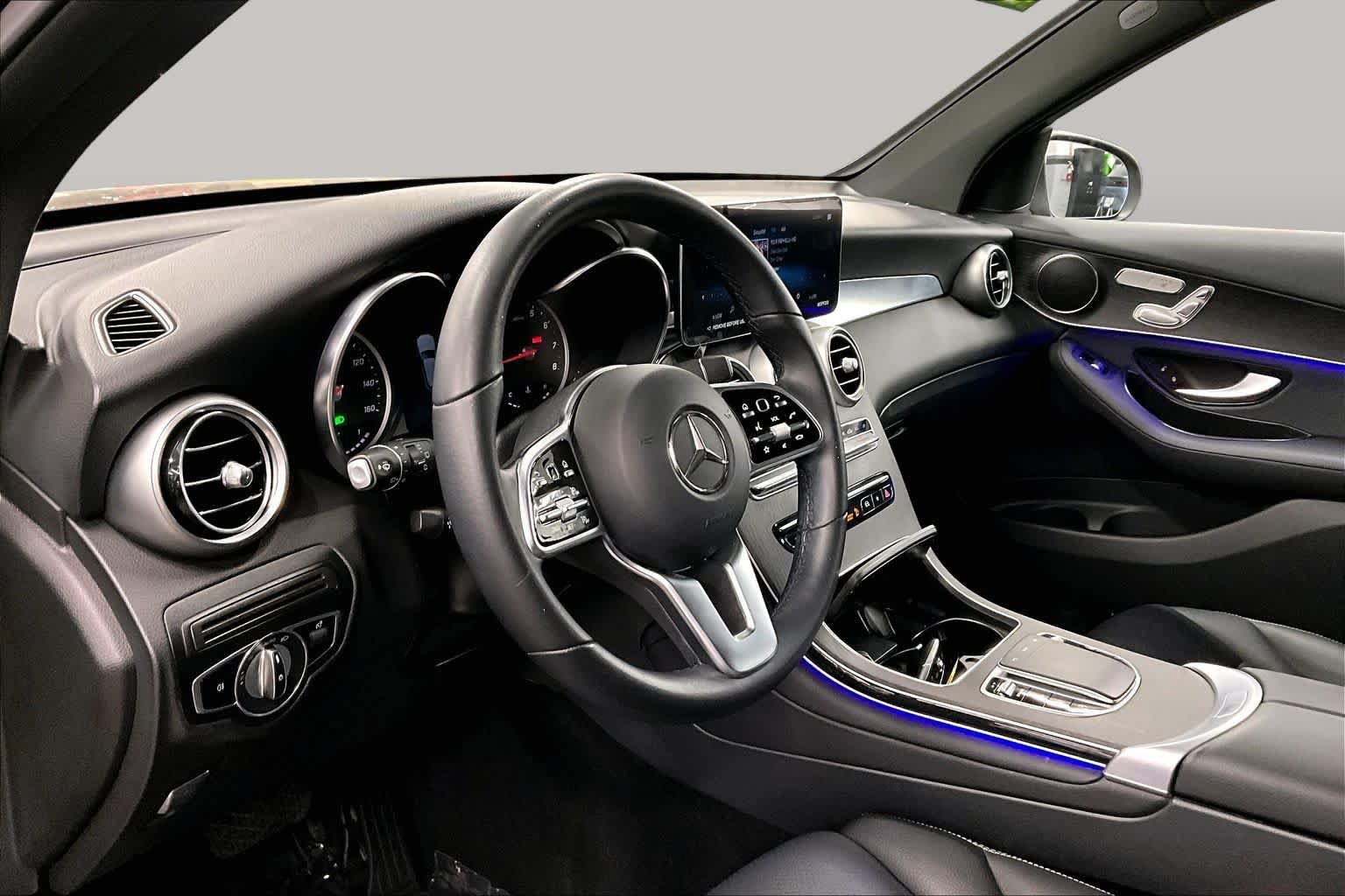 Used 2022 Mercedes-Benz GLC 300 image 17