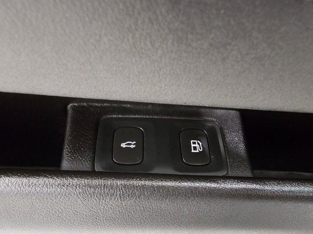 Used 2014 Cadillac ELR FWD image 29