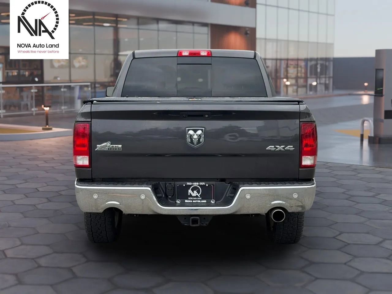 Used 2017 RAM 1500 Big Horn AWD/4WD image 7