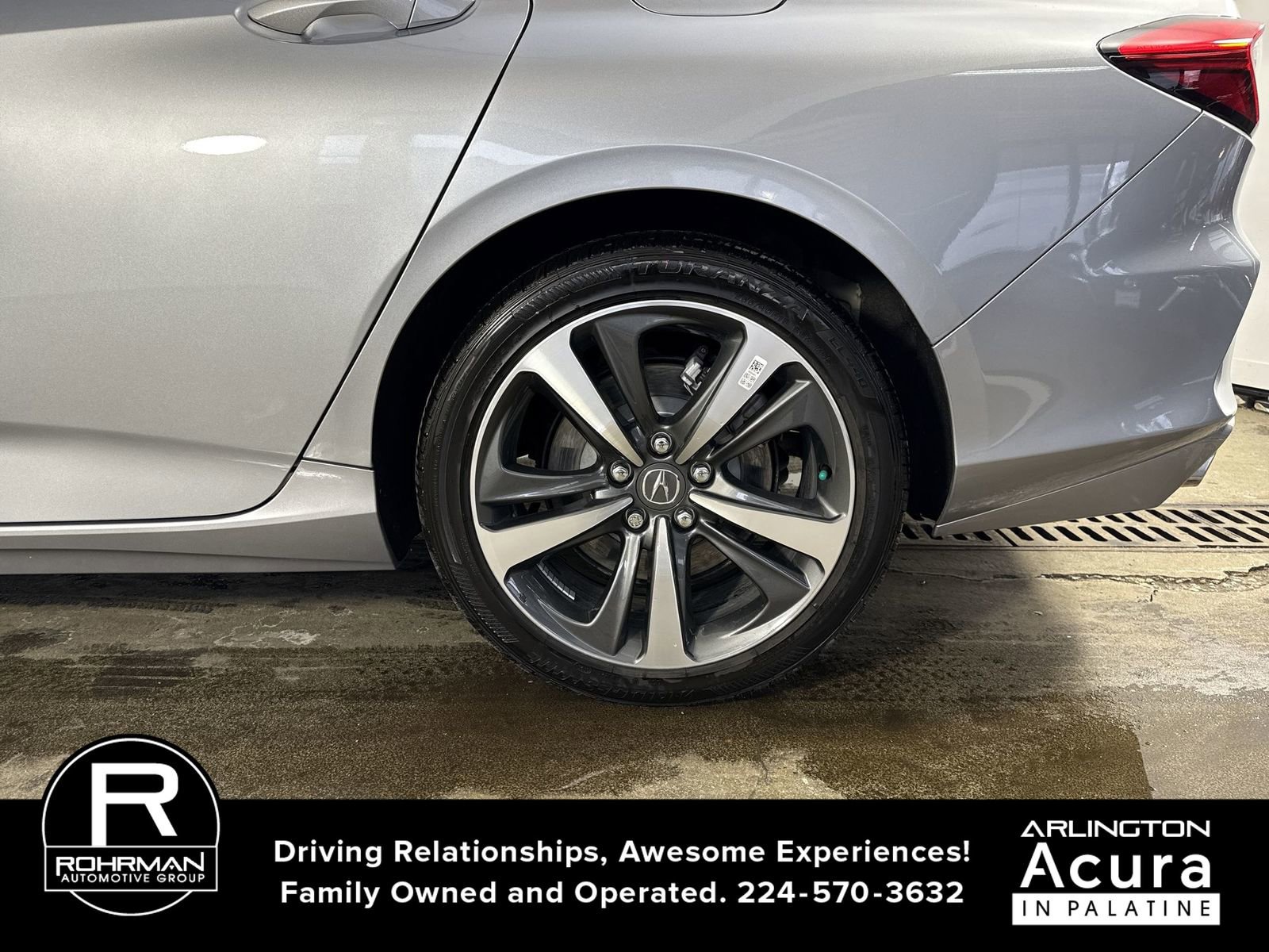 Certified 2025 Acura TLX w/ Technology Package image 5