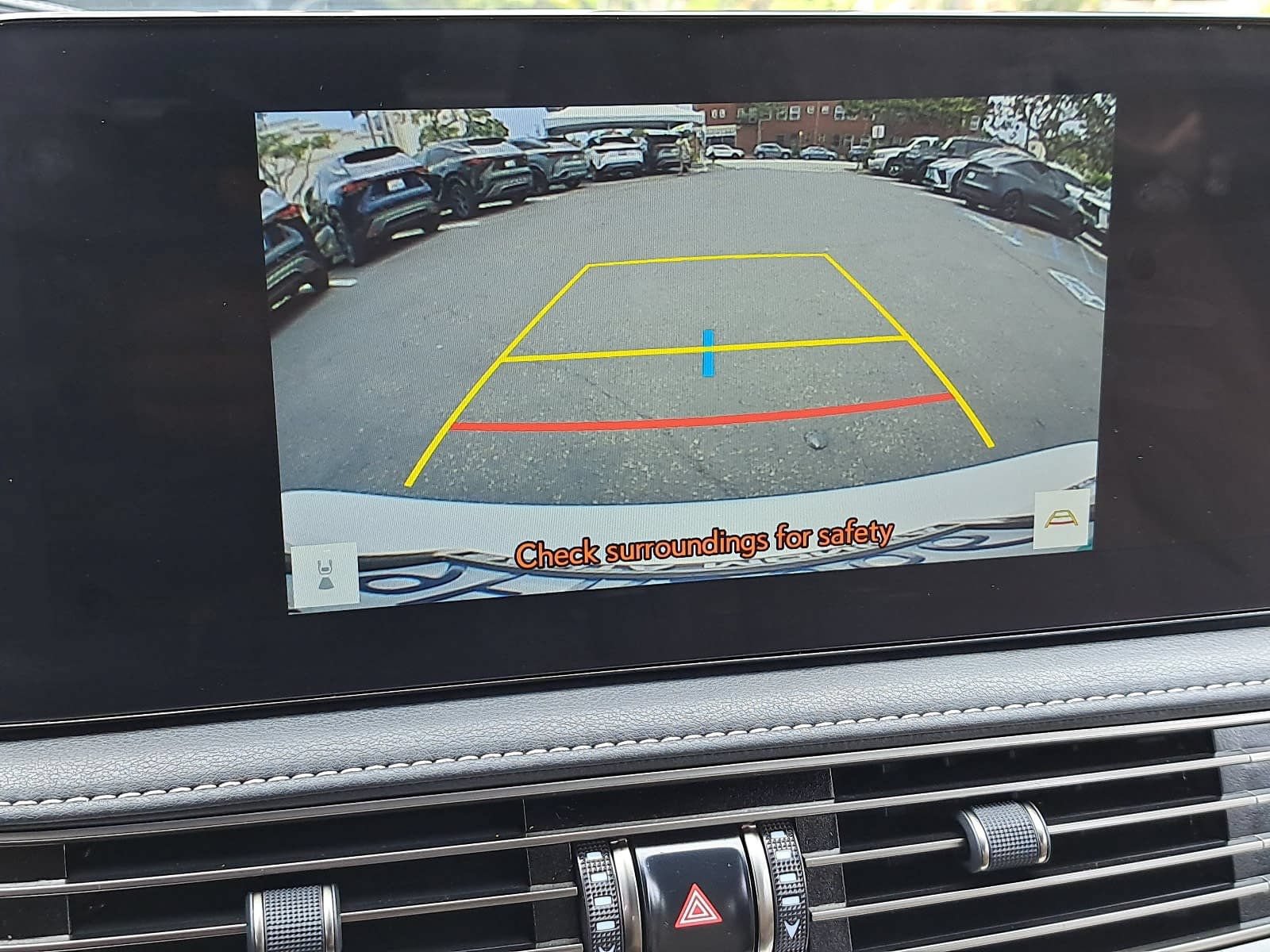 Used 2023 Lexus LS 500 w/ Accessory Package (Z1) RWD image 24