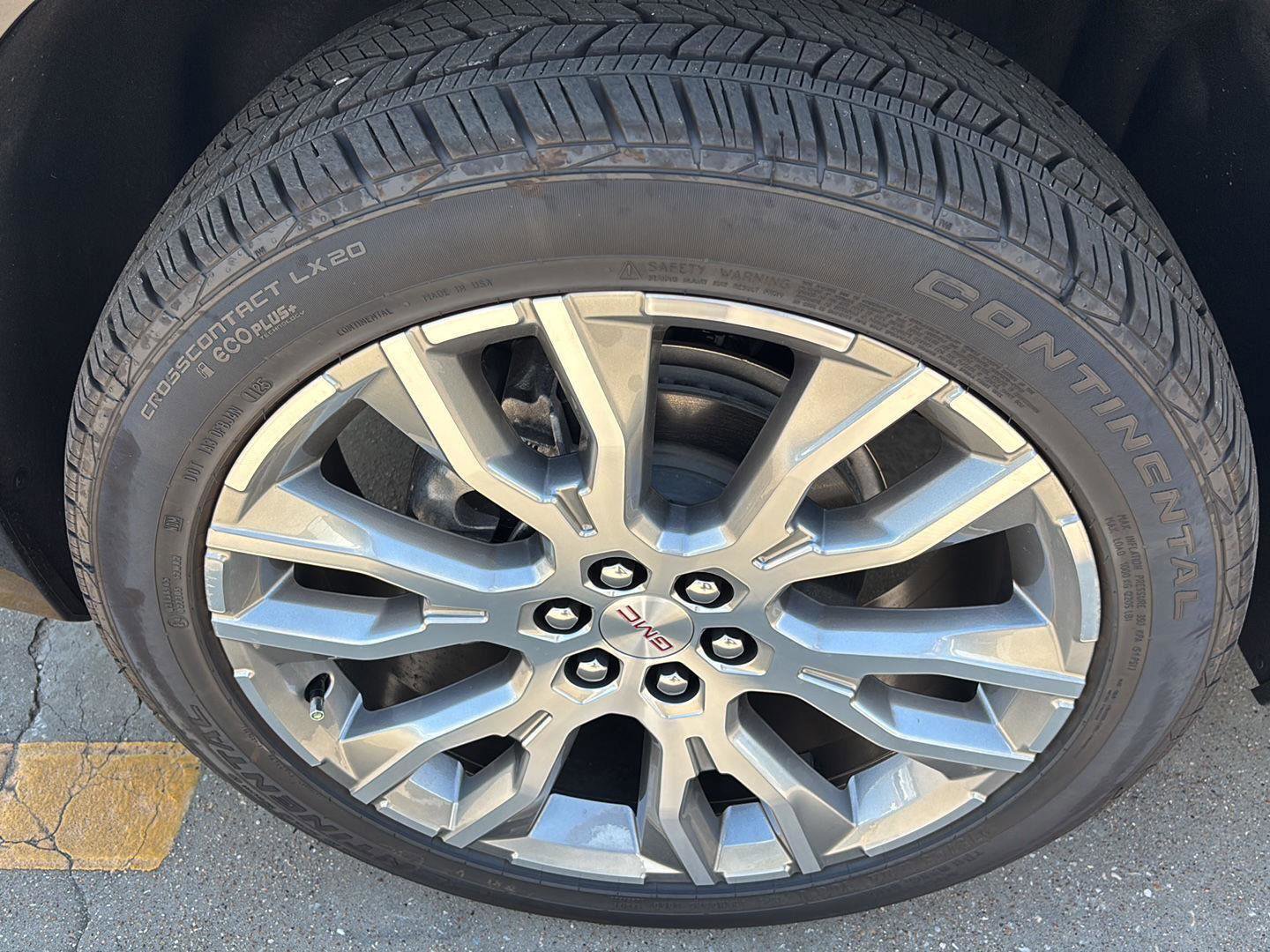 New 2025 GMC Acadia Denali w/ Super Cruise Package image 13