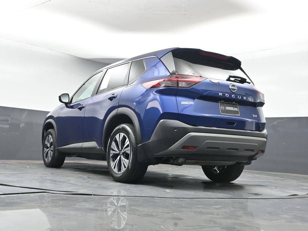Used 2022 Nissan Rogue SV image 31