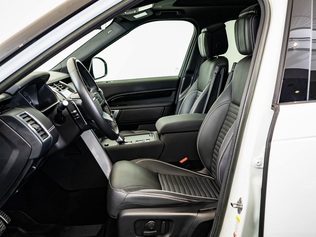 Used 2023 Land Rover Discovery S R-Dynamic image 20