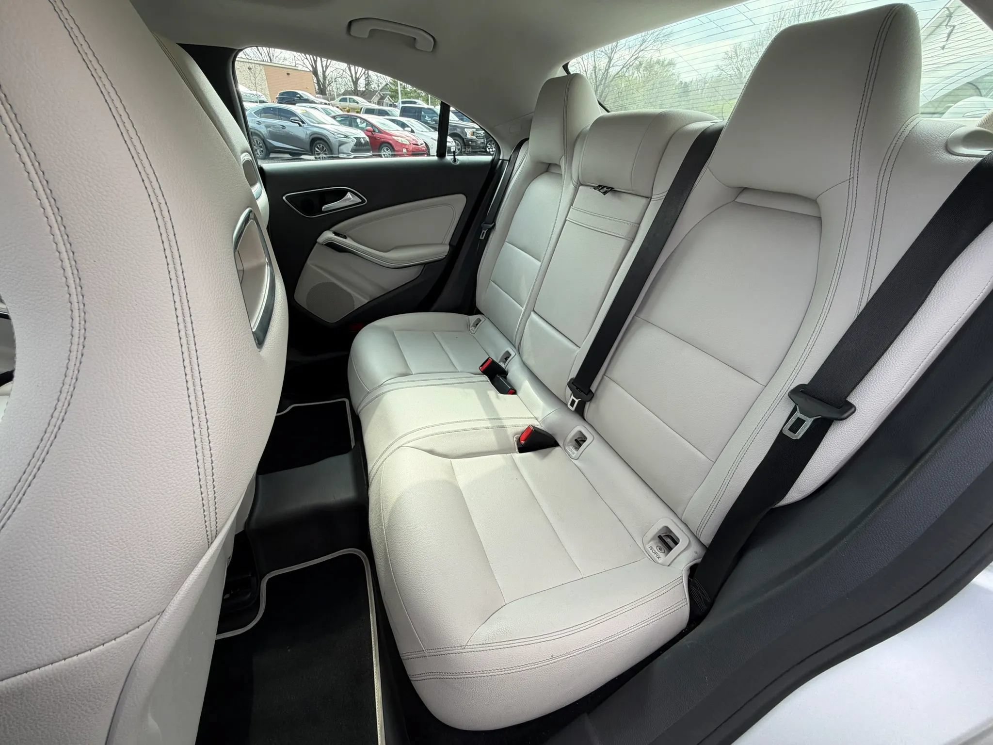 Used 2019 Mercedes-Benz CLA 250 4MATIC image 27
