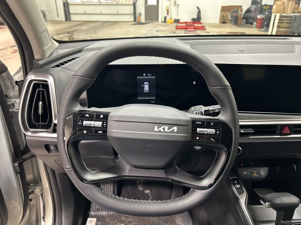 New 2026 Kia Sorento S image 12