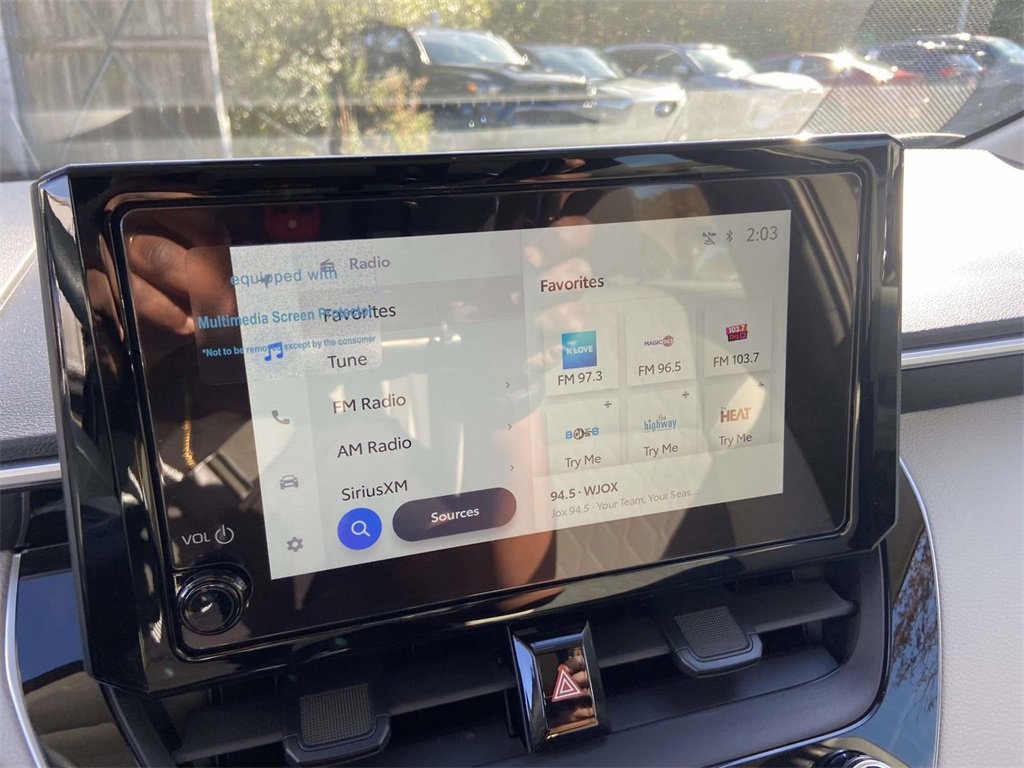 Used 2025 Toyota Corolla LE image 20