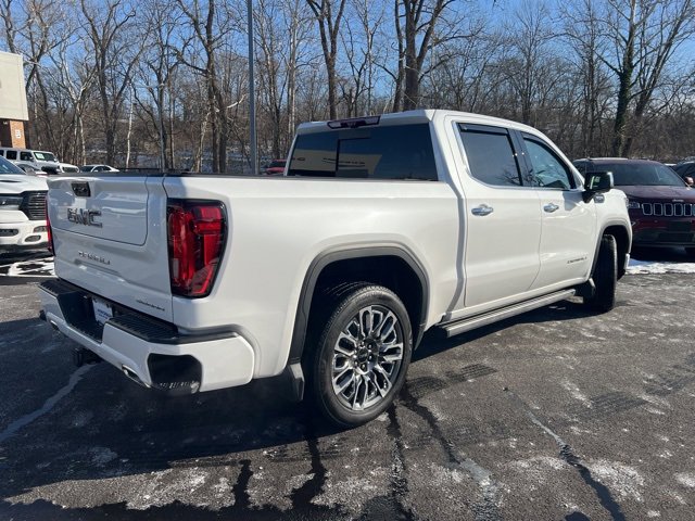Used 2024 GMC Sierra 1500 Denali Ultimate image 2