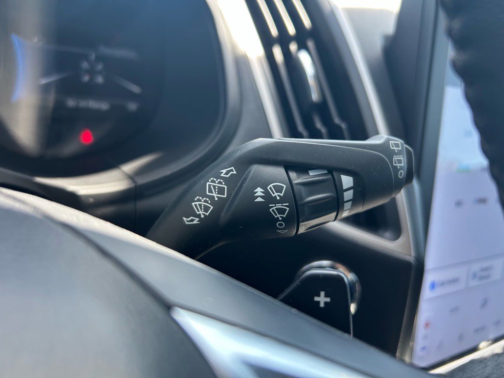 Used 2022 Ford Edge SEL w/ Convenience Package image 22