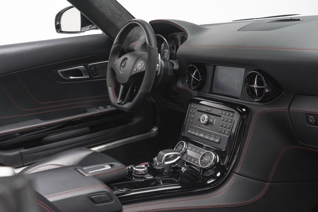 Used 2013 Mercedes-Benz SLS AMG GT Roadster image 15