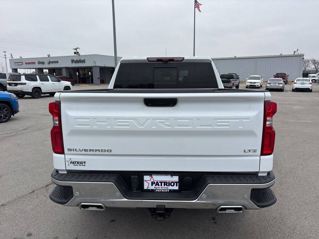 Used 2024 Chevrolet Silverado 1500 LTZ image 4
