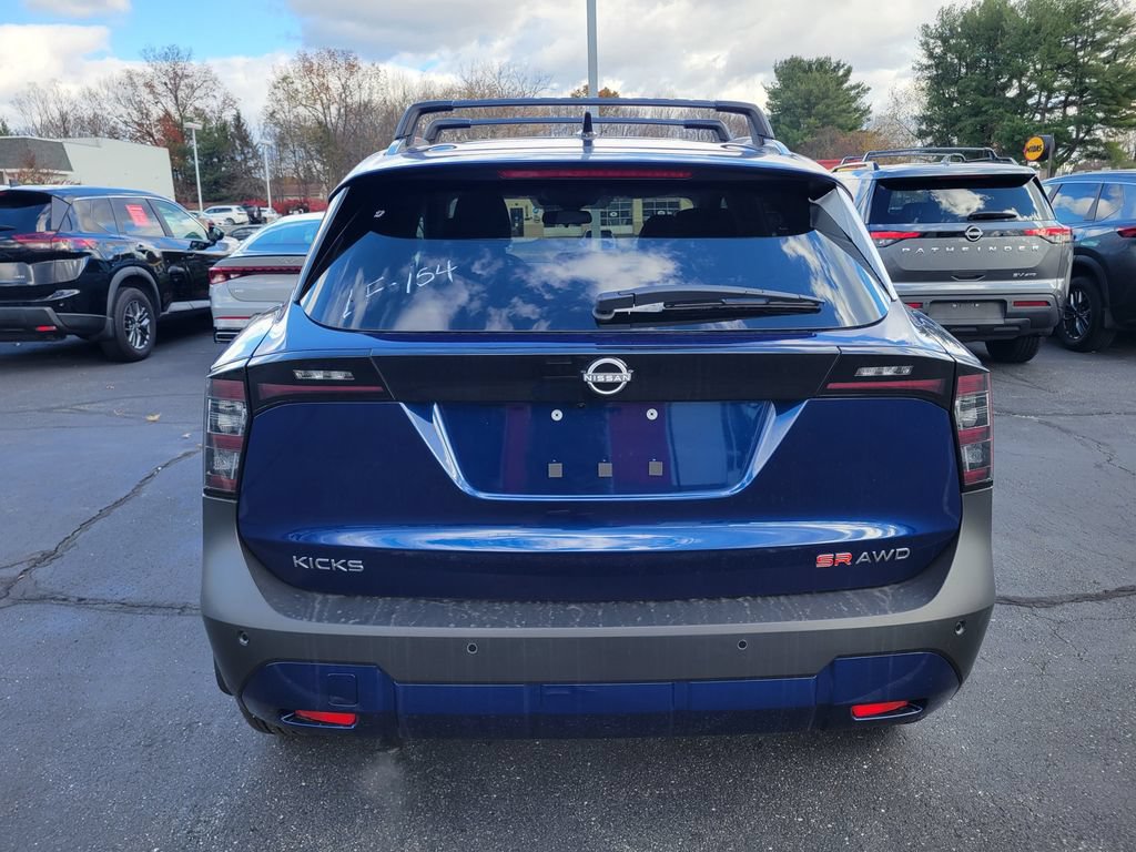 New 2026 Nissan Kicks SR w/ Illumination Package AWD/4WD image 5