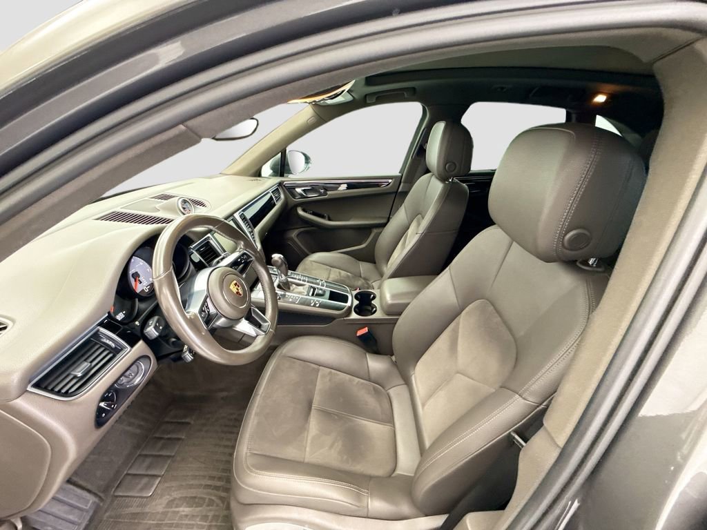 Used 2015 Porsche Macan S AWD/4WD image 16