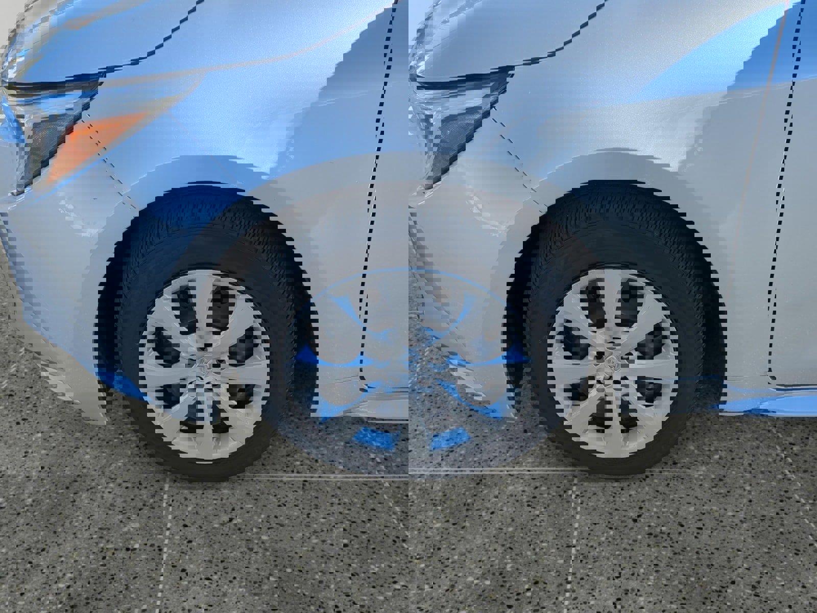 Used 2025 Toyota Corolla LE w/ Carpet Mat Package (TMS) image 14