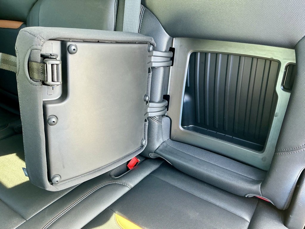 Used 2023 GMC Sierra 1500 AT4 w/ AT4 Premium Package image 31